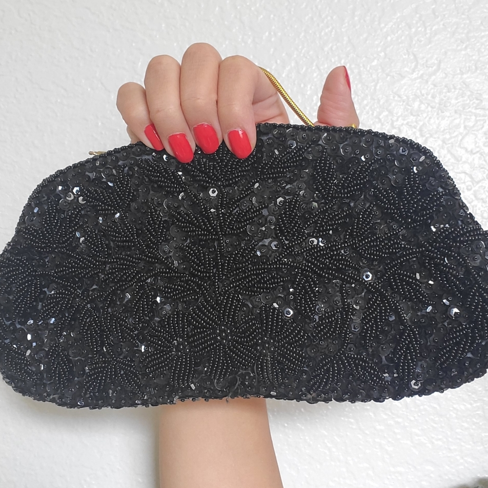 Purse - Picture 2 of 10
